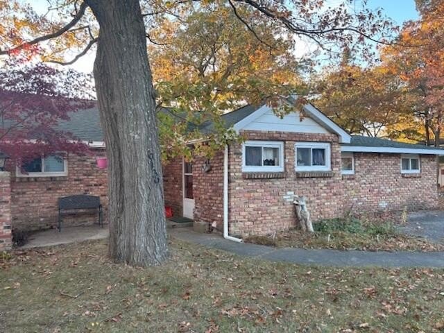 This property boasts nearly 50 feet of frontage on the - Beach Home for sale in Oscoda, Michigan on Beachhouse.com