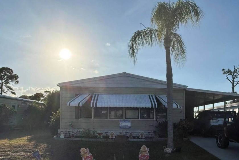 Motivated seller. 2-bedroom 2-bath home on the golf course in - Beach Home for sale in Fort Pierce, Florida on Beachhouse.com