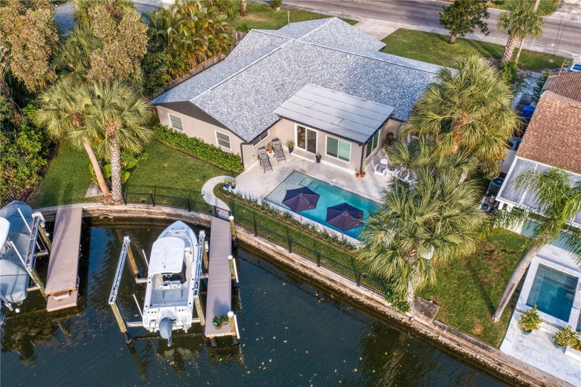 Under contract-accepting backup offers. The. Perfect. House! - Beach Home for sale in St. Petersburg, Florida on Beachhouse.com