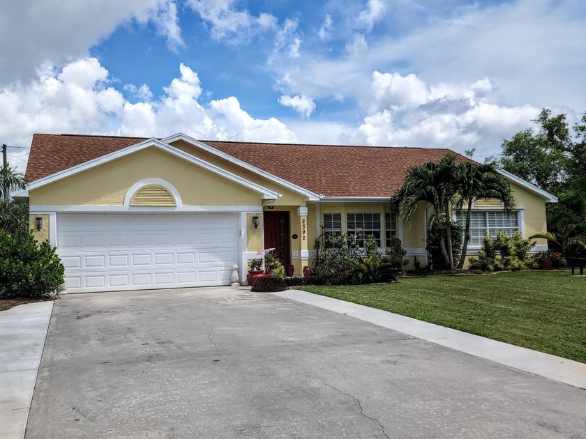 This beautiful home in the thought after Sandhill Crossing area - Beach Home for sale in Port Saint Lucie, Florida on Beachhouse.com