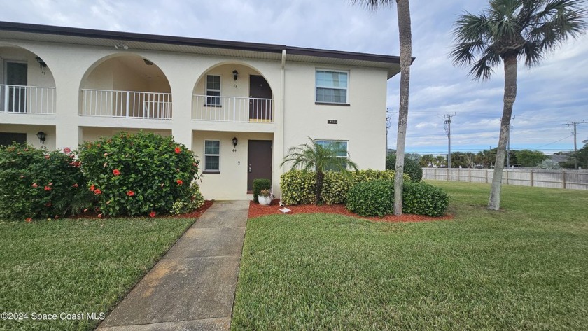 This beautifully renovated 2-bed, 2-bath first-floor condo in a - Beach Condo for sale in Indian Harbour Beach, Florida on Beachhouse.com