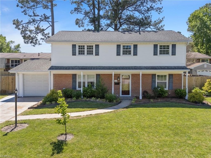 Welcome to 143 Gallant Fox Rd in Virginia Beach, where pride of - Beach Home for sale in Virginia Beach, Virginia on Beachhouse.com