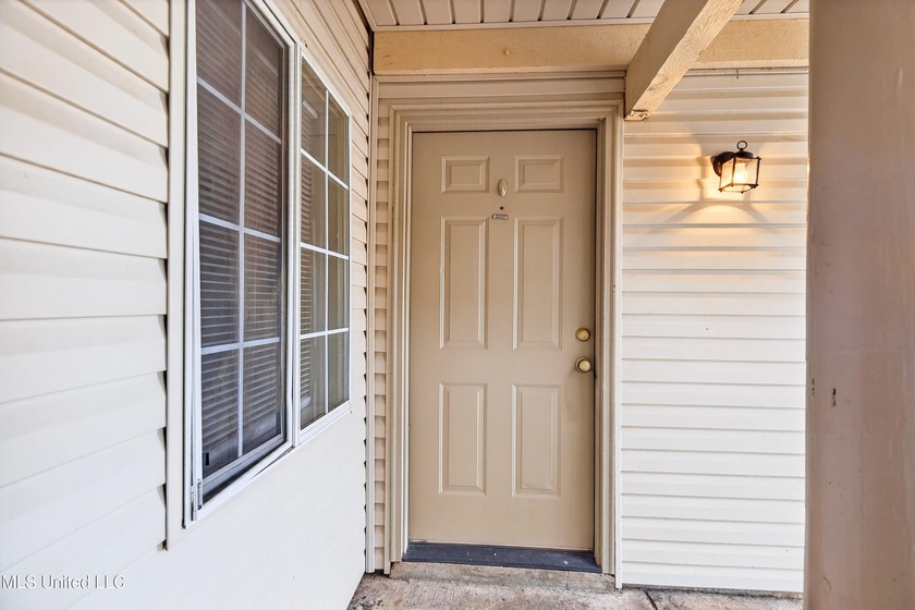 Move-In Ready 1BR/1BA Condo - Steps from the Beach! Welcome to - Beach Condo for sale in Biloxi, Mississippi on Beachhouse.com