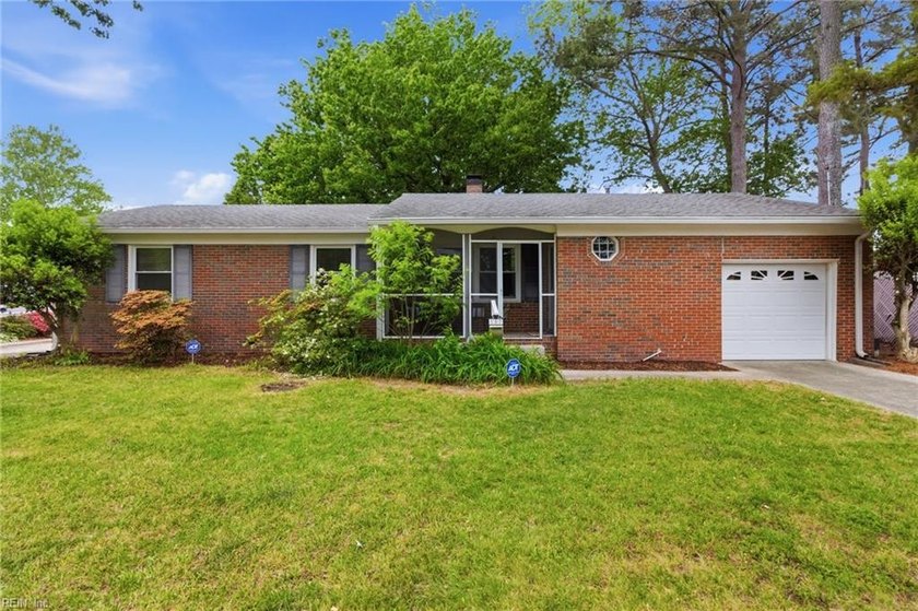 Welcome home to this charming single-story residence in the - Beach Home for sale in Virginia Beach, Virginia on Beachhouse.com