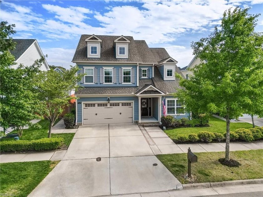 Welcome home to your 5 bedroom, Lakeview home in Ashville Park - Beach Home for sale in Virginia Beach, Virginia on Beachhouse.com