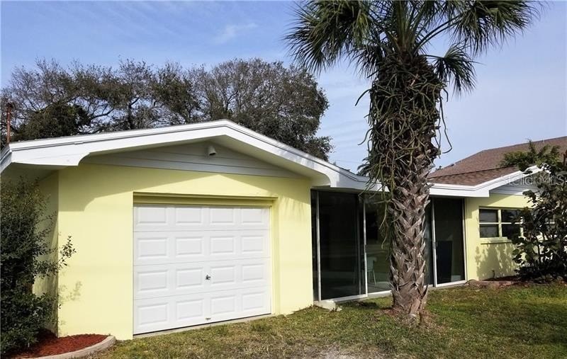 Welcome to your slice of paradise in Belleair Beach, where the - Beach Home for sale in Belleair Beach, Florida on Beachhouse.com