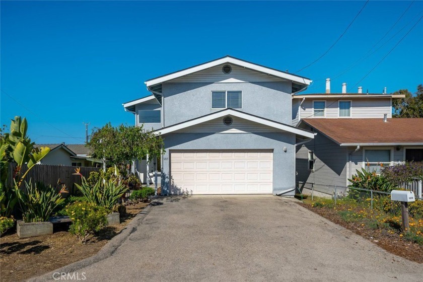 Welcome to your coastal retreat in beautiful Morro Bay. Ideally - Beach Home for sale in Morro Bay, California on Beachhouse.com