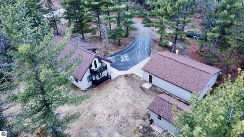 Well maintained 1994 Chalet home on 11 acres only 15 minutes - Beach Home for sale in Oscoda, Michigan on Beachhouse.com
