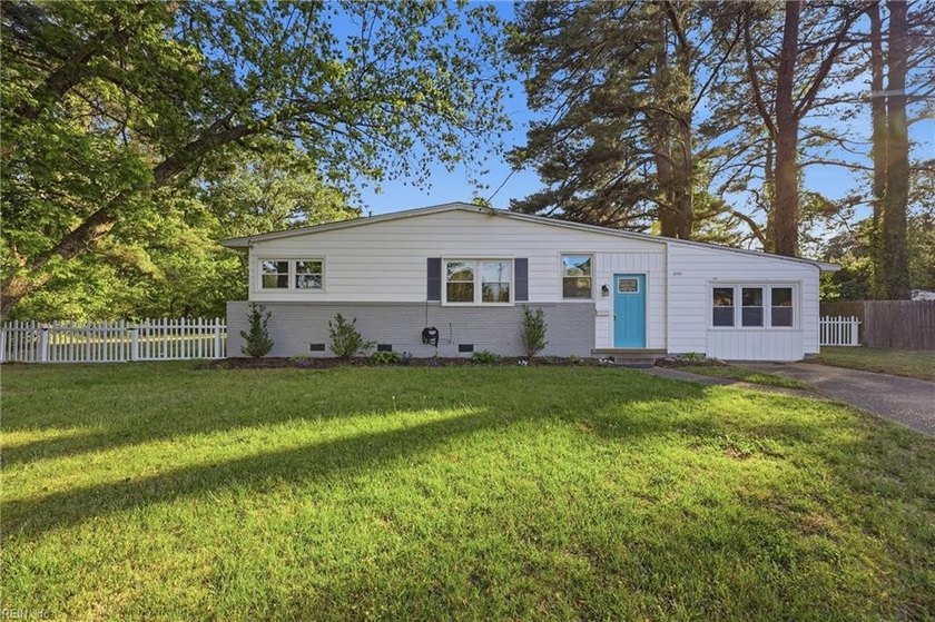 Welcome to this well-maintained home in Norfolk, ideally - Beach Home for sale in Norfolk, Virginia on Beachhouse.com