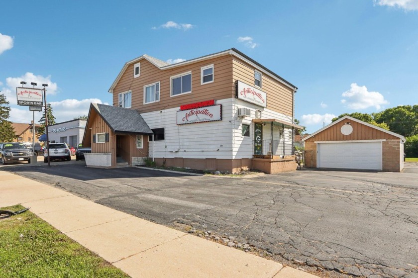 Prime Real Estate on High-Traffic 27th St - Rare - Beach Commercial for sale in Milwaukee, Wisconsin on Beachhouse.com