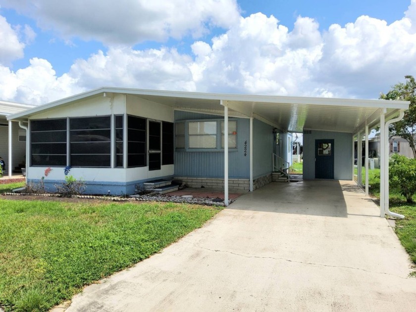 Discover your new oasis in Colony Cove, a resort-style, 55+ - Beach Home for sale in Ellenton, Florida on Beachhouse.com