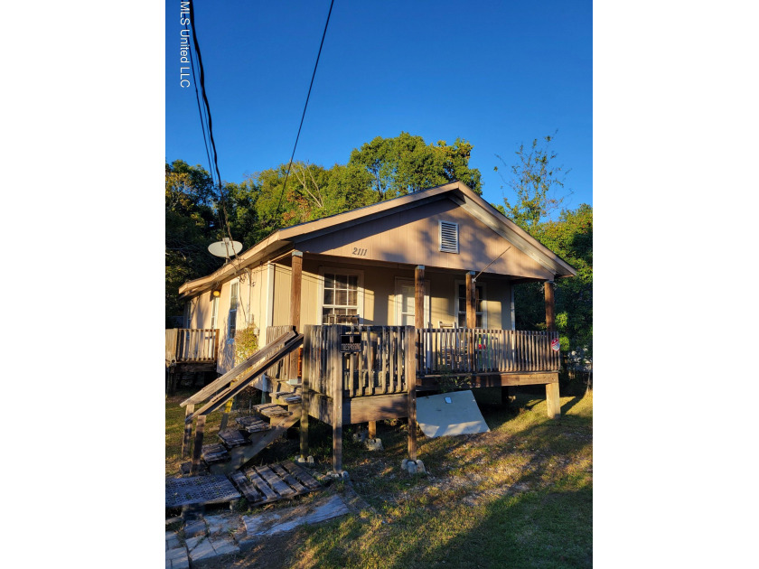This affordable ranch-style house is an outstanding value. Built - Beach Home for sale in Pascagoula, Mississippi on Beachhouse.com