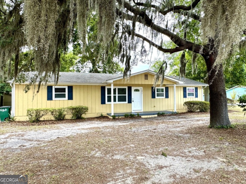 Charming 3 Bedroom 2 Bath renovated home on .40 acres in - Beach Home for sale in Saint Marys, Georgia on Beachhouse.com