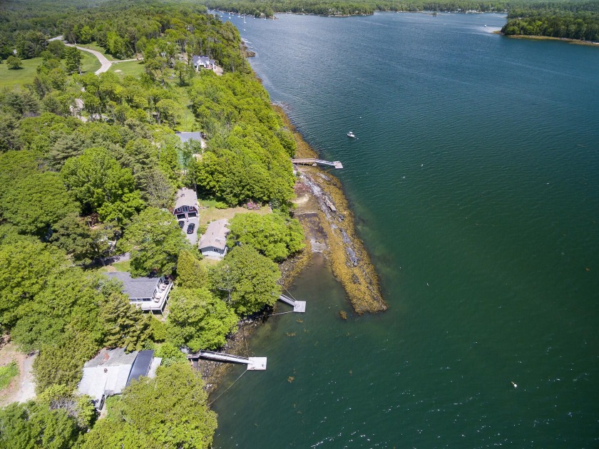 It's all about the location and amenities, This is direct - Beach Home for sale in Harpswell, Maine on Beachhouse.com