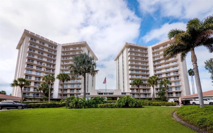 Your laidback beachfront lifestyle awaits at the Islander Club - Beach Condo for sale in Longboat Key, Florida on Beachhouse.com