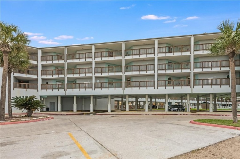 Looking for a La Mirage condo? Well, look no further! This - Beach Condo for sale in Port Aransas, Texas on Beachhouse.com