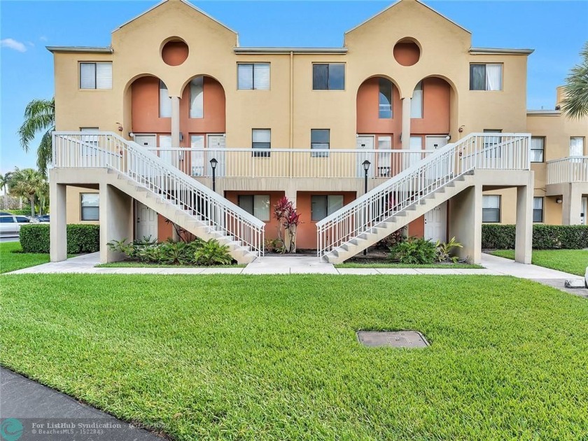 Situated close to the Turnpike and I-95, This bright 2 level - Beach Condo for sale in Fort Lauderdale, Florida on Beachhouse.com
