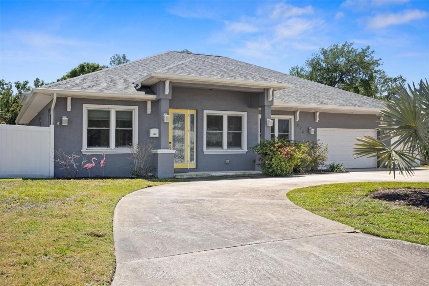 One or more photo(s) has been virtually staged. Welcome to this - Beach Home for sale in St. Petersburg, Florida on Beachhouse.com