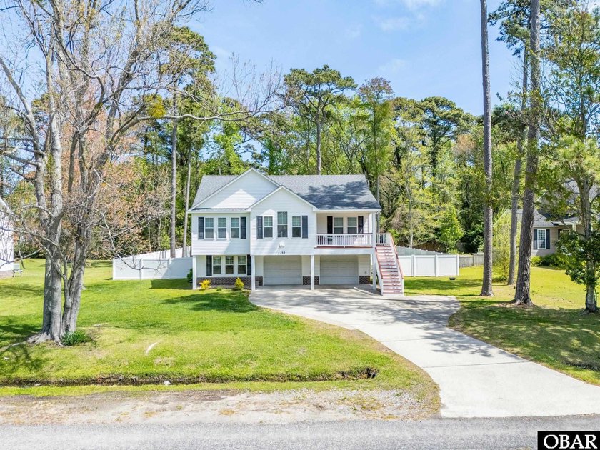 Charming 4-Bedroom Home in Desirable Manteo Community  Located - Beach Home for sale in Manteo, North Carolina on Beachhouse.com