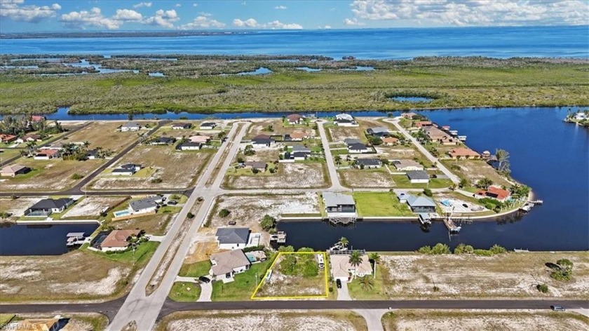 Beautiful waterfront-facing lot with direct Gulf access in - Beach Lot for sale in Cape Coral, Florida on Beachhouse.com