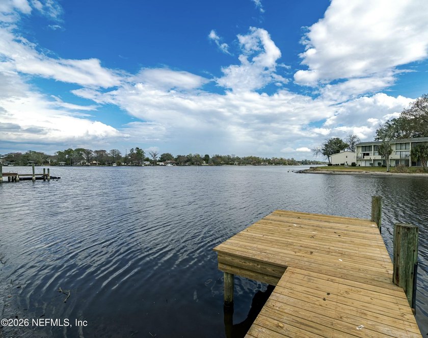 Fully renovated Cedar River waterfront home on a .62-acre lot - Beach Home for sale in Jacksonville, Florida on Beachhouse.com