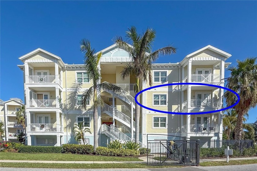 What a Great Christmas Gift this turnkey Palma Sola Bay Condo - Beach Condo for sale in Bradenton, Florida on Beachhouse.com