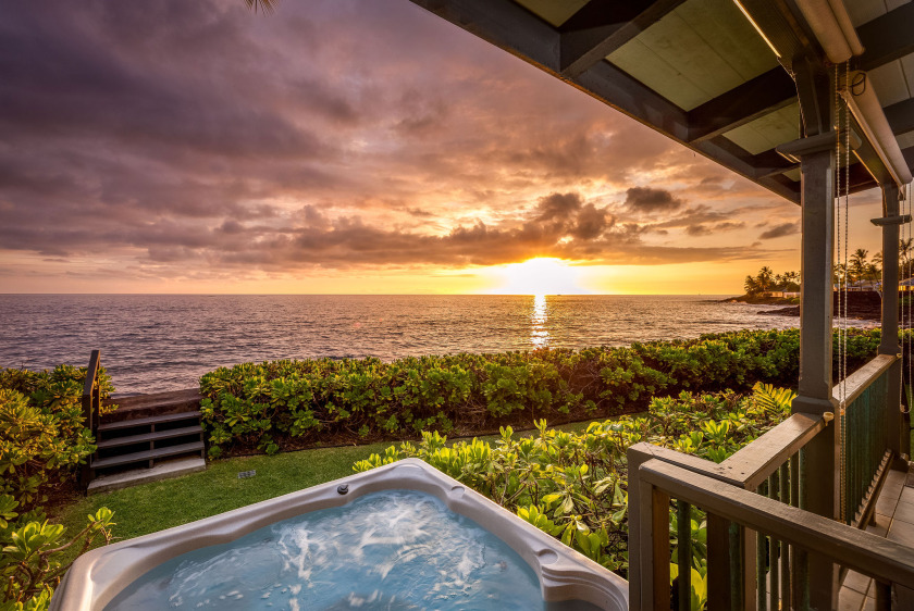 HOKU'EA HALE Oceanfront Private Home with Hot - Beach Vacation Rentals in Kailua Kona, Hawaii on Beachhouse.com
