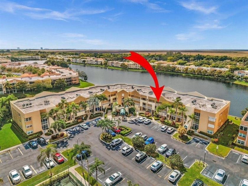 *Rare Find** GORGEOUS OPEN WIDE WATER VIEW* Three bedrooms, two - Beach Condo for sale in Fort Lauderdale, Florida on Beachhouse.com