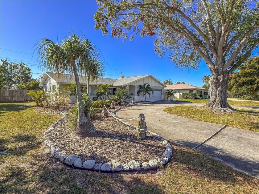 Discover the perfect blend of comfort, style, and convenience in - Beach Home for sale in Bradenton, Florida on Beachhouse.com