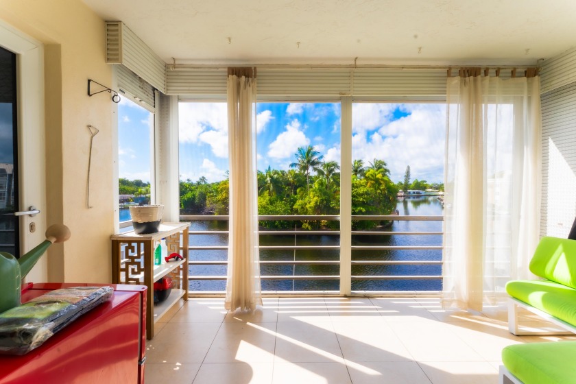Welcome to this beautiful River Bend Condo! The 03 units are the - Beach Condo for sale in Oakland Park, Florida on Beachhouse.com