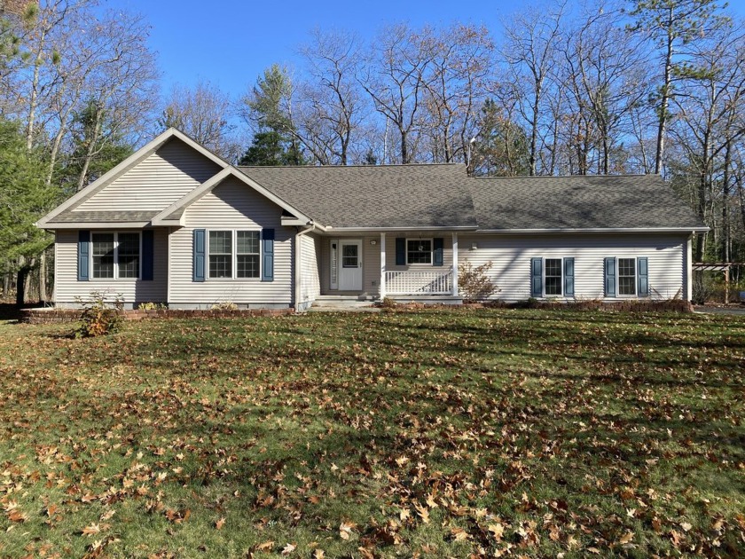 Built in 2003, this Dickinson Home is situated on 3 large lots - Beach Home for sale in Rogers City, Michigan on Beachhouse.com