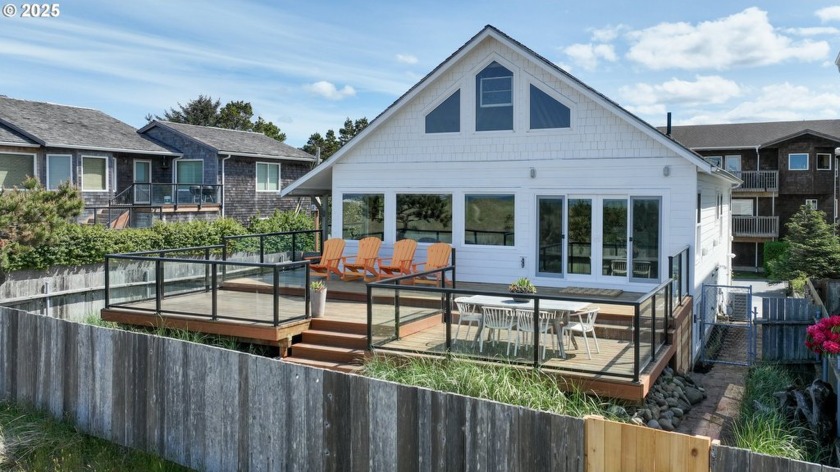 Here comes the sand, the sun & the sea! A stunning - Beach Home for sale in Seaside, Oregon on Beachhouse.com