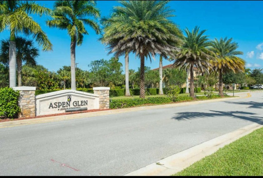 Welcome to 3864 Aspen Leaf Dr, a stunning 5-bedroom, 4-bathroom - Beach Home for sale in Boynton Beach, Florida on Beachhouse.com