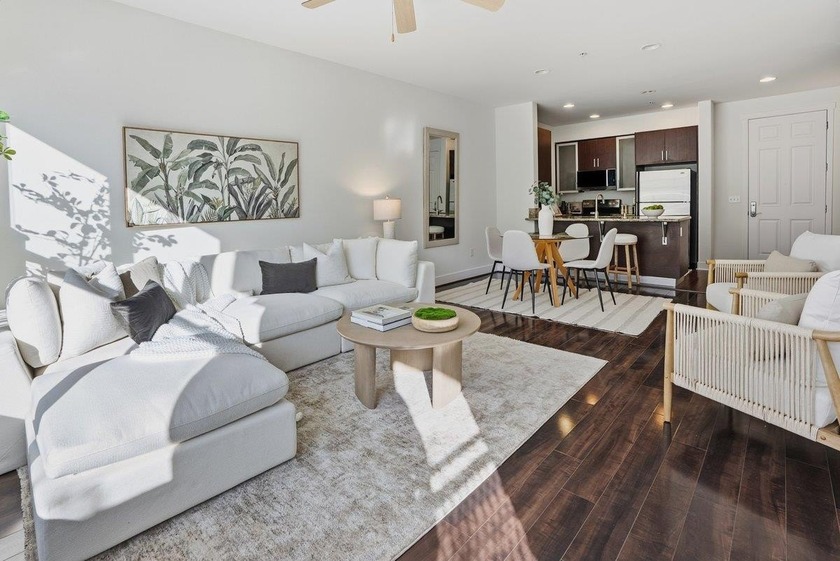 Enjoy a refined urban retreat just steps from the best of - Beach Condo for sale in Santa Cruz, California on Beachhouse.com