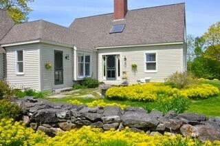 Gracious, custom, open-concept, contemporary, cape on 3 +/- - Beach Home for sale in Bristol, Maine on Beachhouse.com
