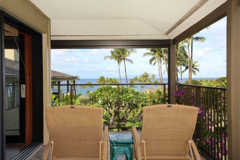 Stunning Views- Renovated 2 Bedroom Condo- WAILEA ELUA, #2202 - Beach Vacation Rentals in Wailea, Maui, Hawaii on Beachhouse.com
