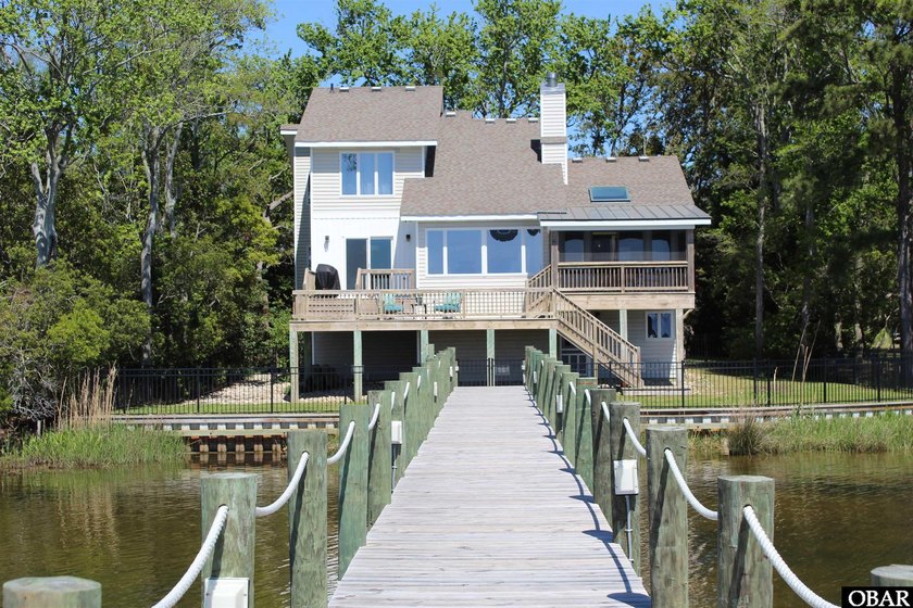 WOW! Location, location, location! This one-of-a-kind custom - Beach Home for sale in Kill Devil Hills, North Carolina on Beachhouse.com