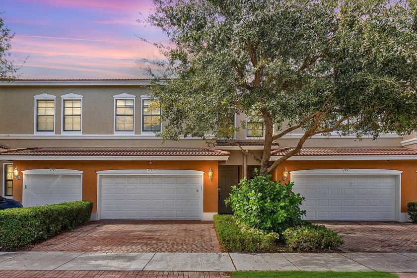 Welcome Home! This 3 bedroom townhouse in central Delray with - Beach Townhome/Townhouse for sale in Delray Beach, Florida on Beachhouse.com