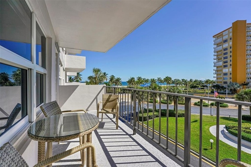 Stunning, fully updated 2 Bed / 2 Bath ocean-view condo - Beach Condo for sale in Pompano Beach, Florida on Beachhouse.com