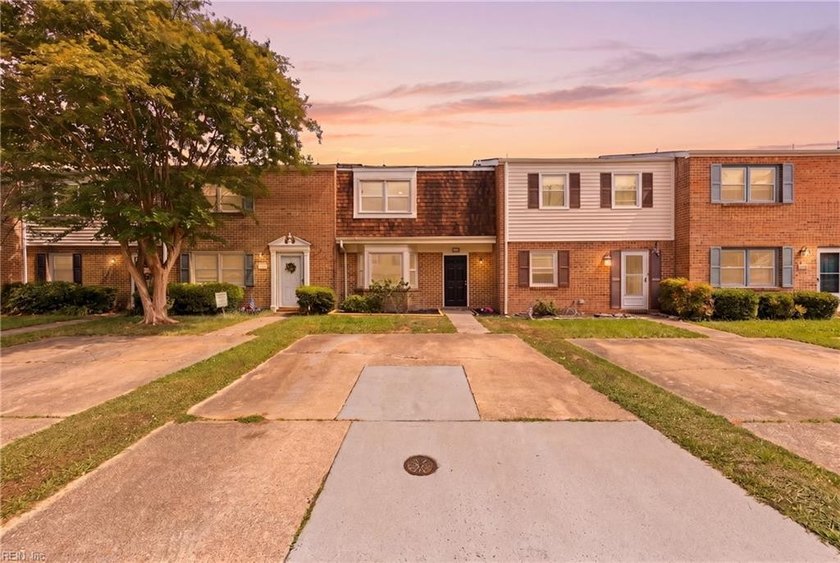 Welcome to 426 Longleaf Rd., an exceptional opportunity in the - Beach Condo for sale in Virginia Beach, Virginia on Beachhouse.com