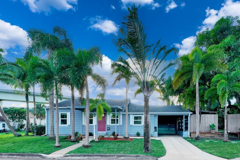 This 3BR, 2BA  single family non-HOA home w/ an oversized - Beach Home for sale in West Palm Beach, Florida on Beachhouse.com