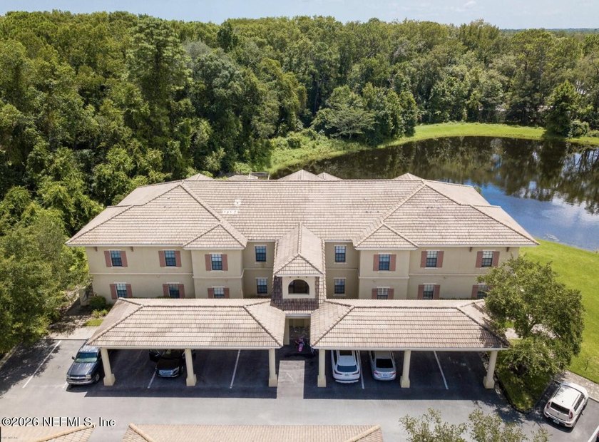 The POND view of this ground-floor condo will WOW you! Only two - Beach Condo for sale in St Augustine, Florida on Beachhouse.com