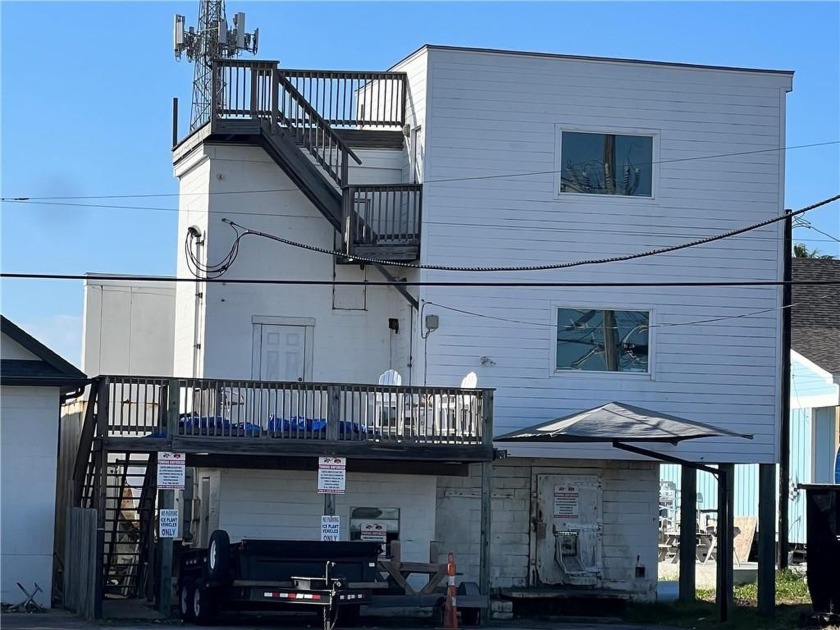 Amazing opportunity on Alister St in the heart of Port A! - Beach Commercial for sale in Port Aransas, Texas on Beachhouse.com
