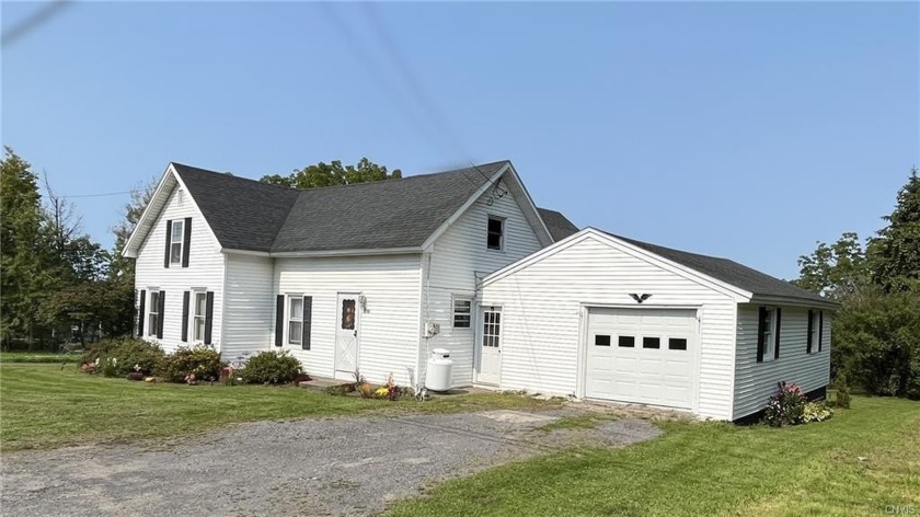 Move-in ready, year-round Salmon River WATERFRONT home! - Beach Home for sale in Pulaski, New York on Beachhouse.com