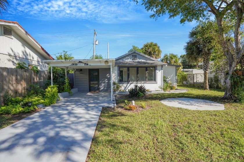 Fully updated 3BR/2BA home in historic North Palm Beach with 1 - Beach Home for sale in West Palm Beach, Florida on Beachhouse.com
