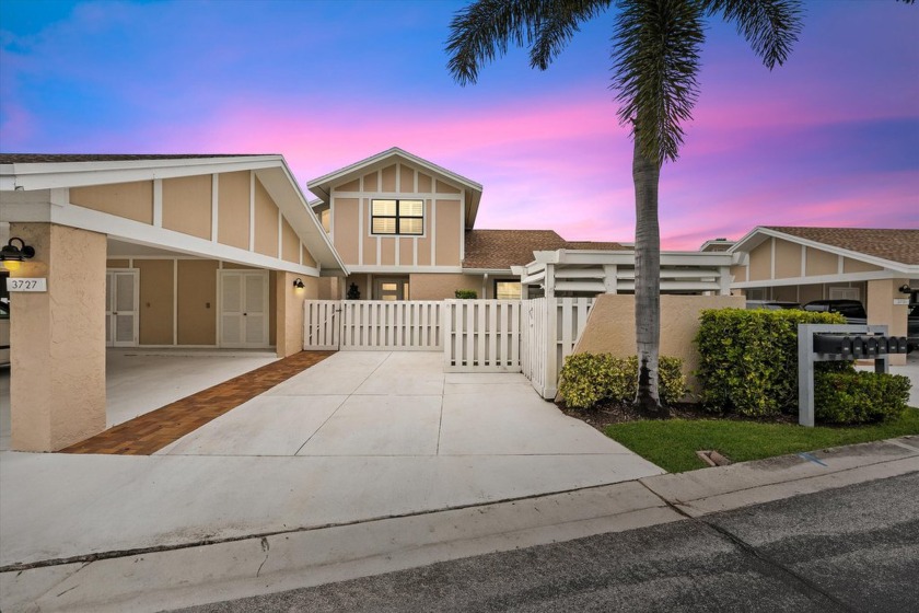 RARELY AVAILABLE 4 BEDROOM VILLA IN CAPE POINTE OF JONATHANS - Beach Home for sale in Jupiter, Florida on Beachhouse.com