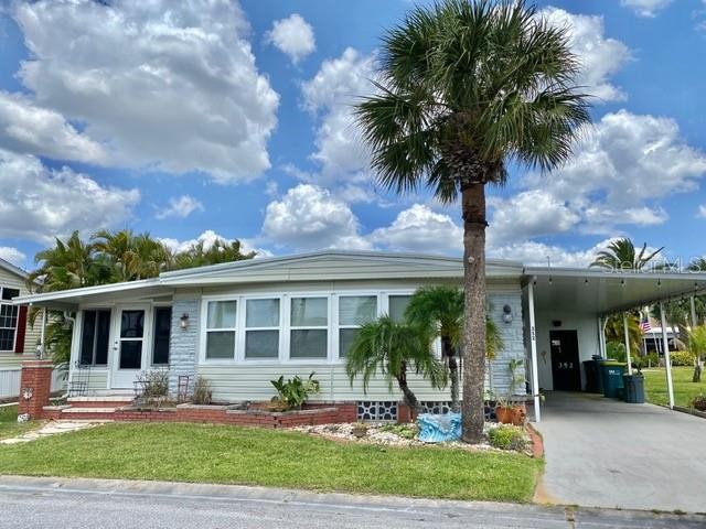 Recent   updates include   ... New paint in Kitchen, dinning - Beach Home for sale in Port Charlotte, Florida on Beachhouse.com