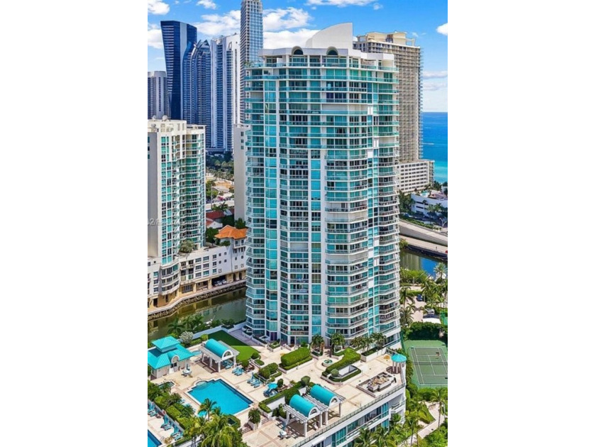 Beautiful condo in the heart of Sunny Isles located in the - Beach Condo for sale in Sunny Isles Beach, Florida on Beachhouse.com