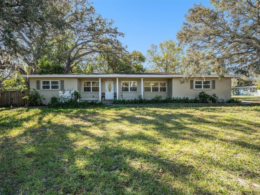 Welcome to your future home in the heart of Clearwater - Beach Home for sale in Clearwater, Florida on Beachhouse.com