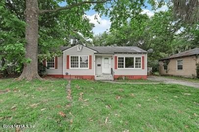 Completely Renovated in 2024 - Move-In Ready! This home has been - Beach Home for sale in Jacksonville, Florida on Beachhouse.com